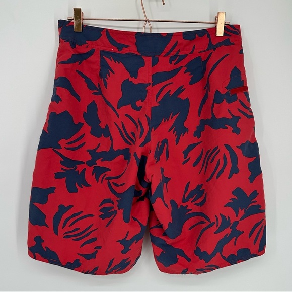 Patagonia Men's Stretch Wavefarer Board Shorts - 21" Swim Trunks - Picture 2 of 4